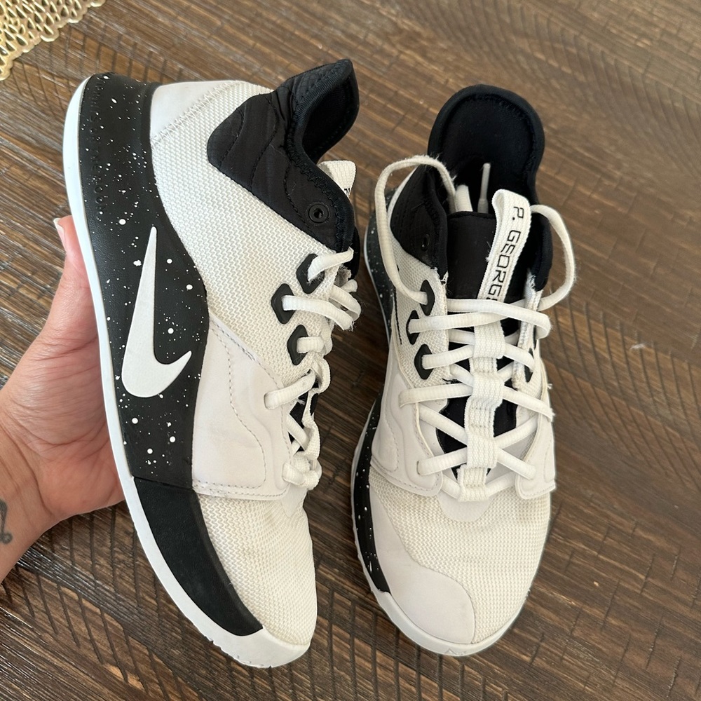 Paul George Nike basketball shoes